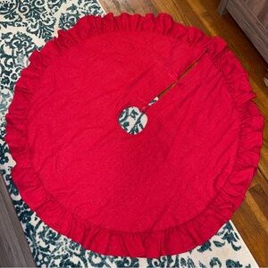 Threshold sparkling red tree skirt